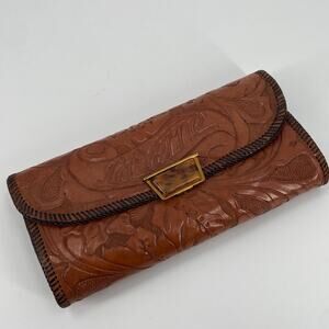 Vintage La Verne Tooled Leather Bakelite clutch